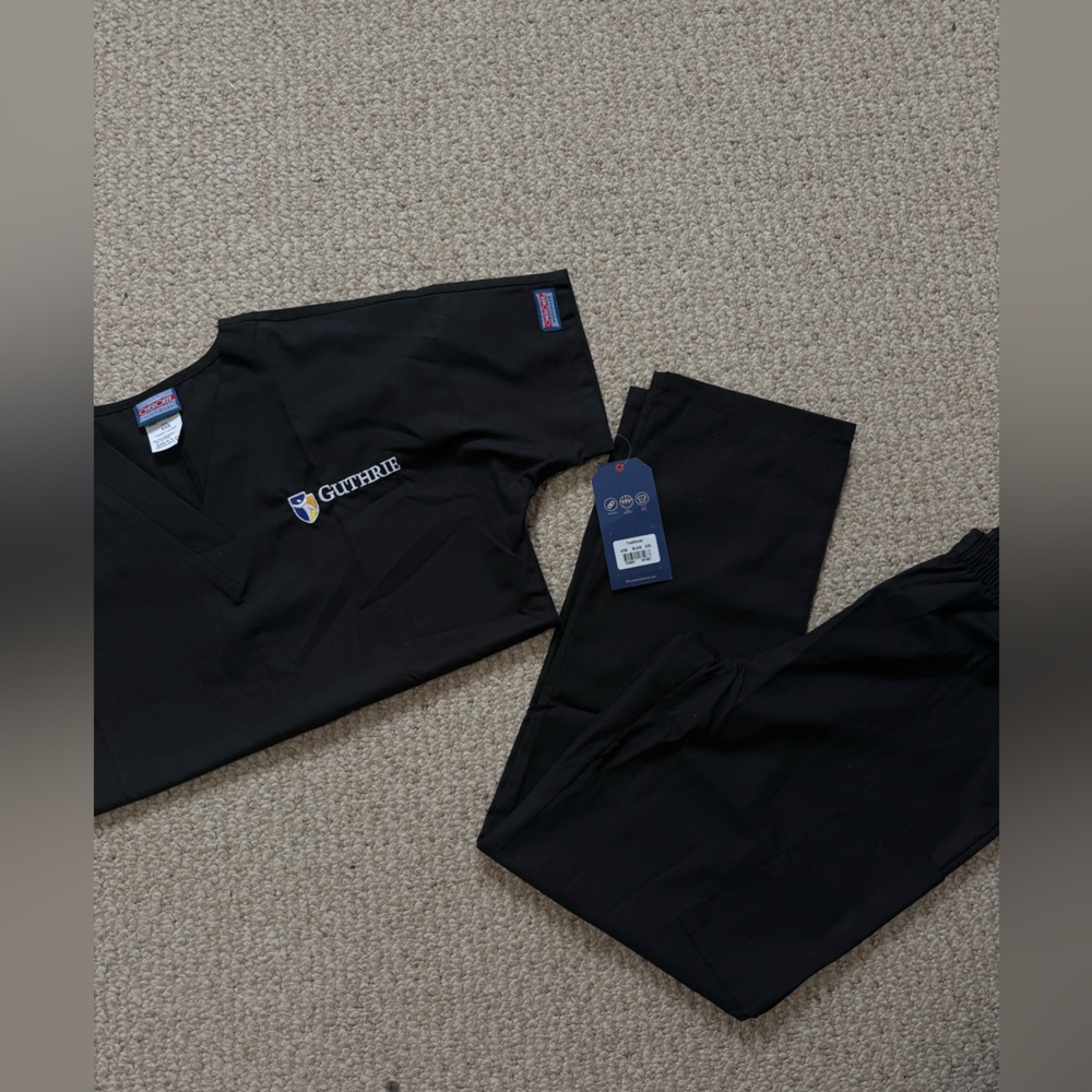 Black Scrub Set with Guthrie Logo